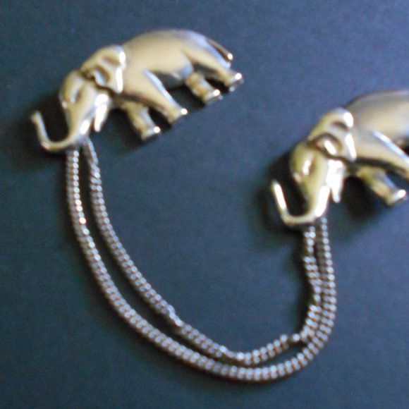 Vintage Sterling Double Chatelaine Trunk-Up Elephant Brooch - Picture 4 of 4